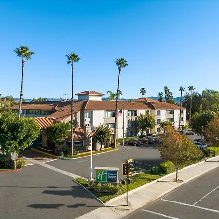 Holiday Inn Express Simi Valley By Ihg Экстерьер фото